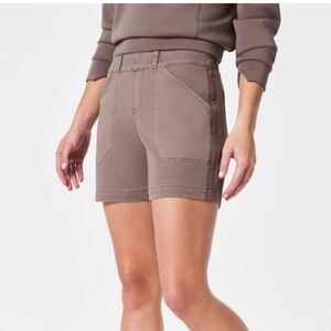 Spanx Stretch Twill Pull-On Shorts, SZ L